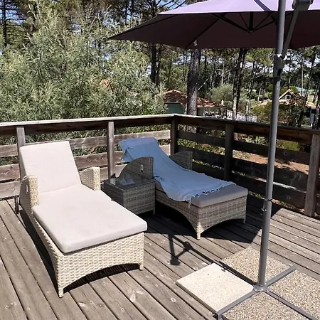 Du Bonheur - La Jenny Naturist Area